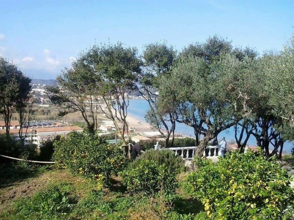 Apartament Sofos *